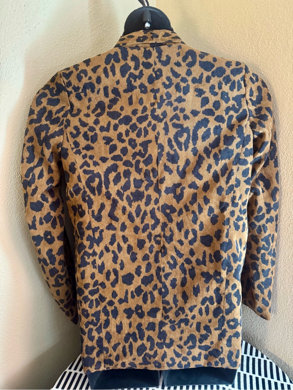 Nasty Gal Leopard Print and Corduroy Lined Open Front Blazer - Picture 4 of 4